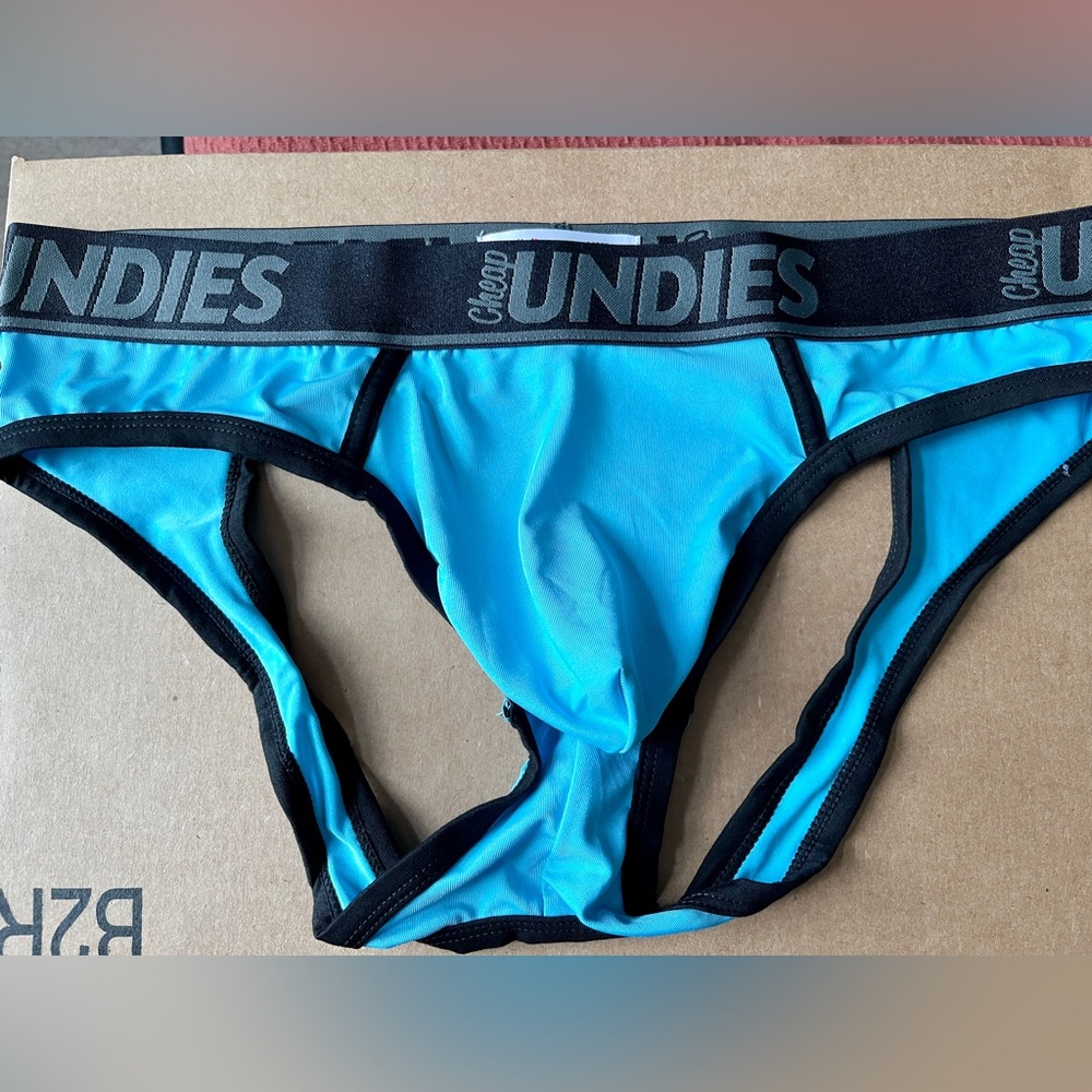 Men’s athletic supporter